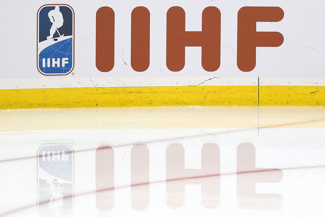 98 из 119 членов конгресса Международной федерации хоккея поддержали принципы возвращения сборной России, но президент ИИХФ призывает не торопиться