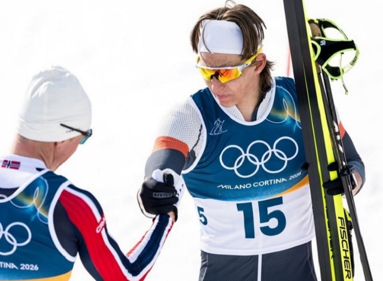 КОРОСТЕЛЁВ - о 4-м месте: Ошибся в выборе позиции. А срез француза - это промашка судей, не перекрывших поворот, я сам так промахнулся на разминке