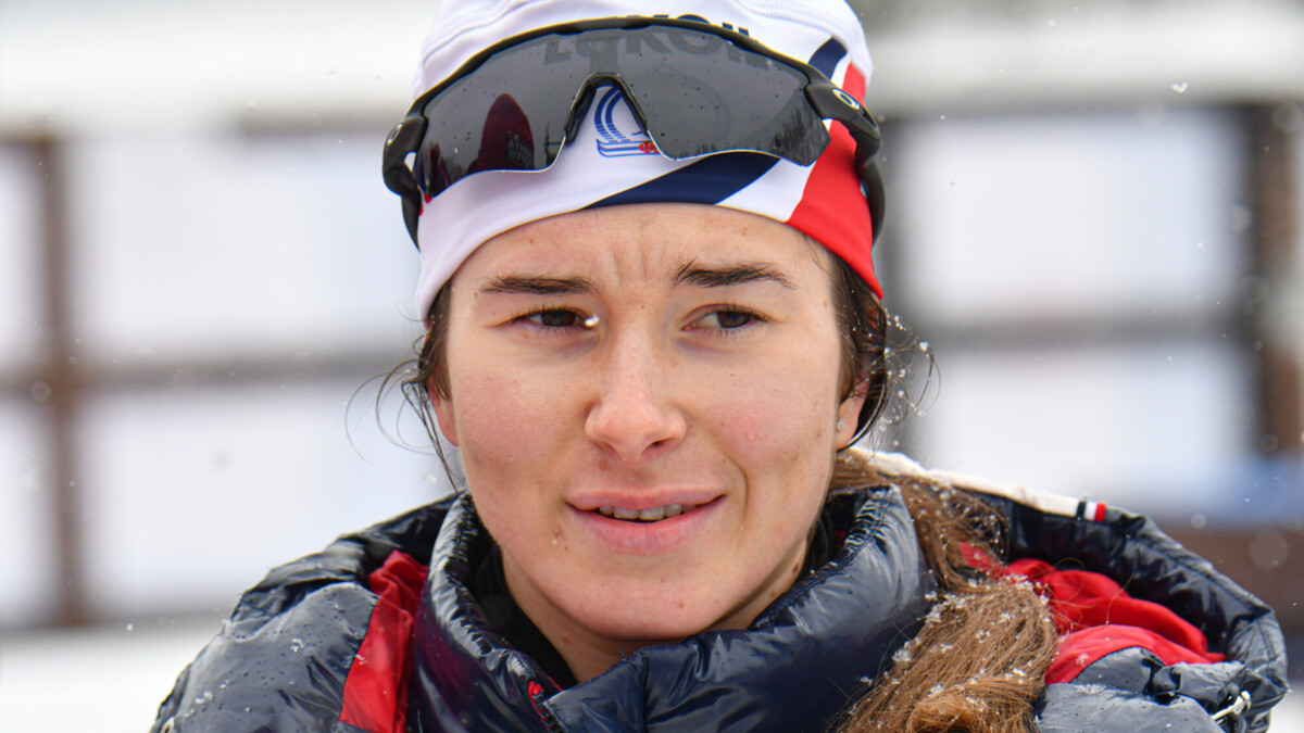 Непряева оценила «тройкой» первую гонку на Олимпиаде. Комментарий Панжинского: Дарье поставлю «четверку» - она сражалась, рискнула и… упала