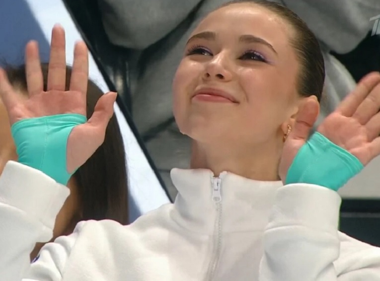 Валиева вернулась с «ультра-си», Игнатова - с сыном. Главным событием турнира на «Навка-Арене» стало возвращение двух звезд женского одиночного катания