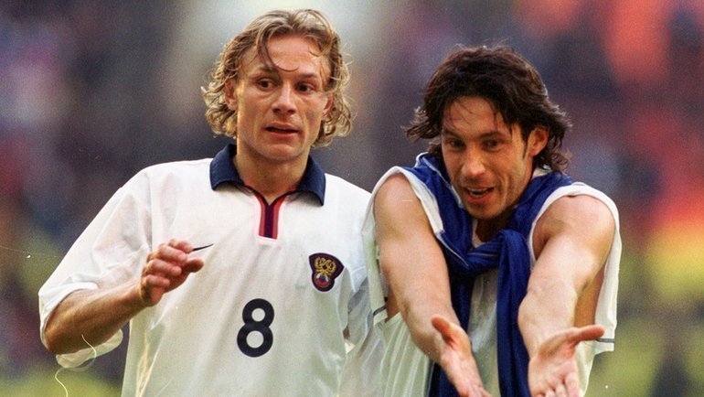 Кого бы включил в свой тренерский штаб Мостовой в случае назначения в «Спартак»?