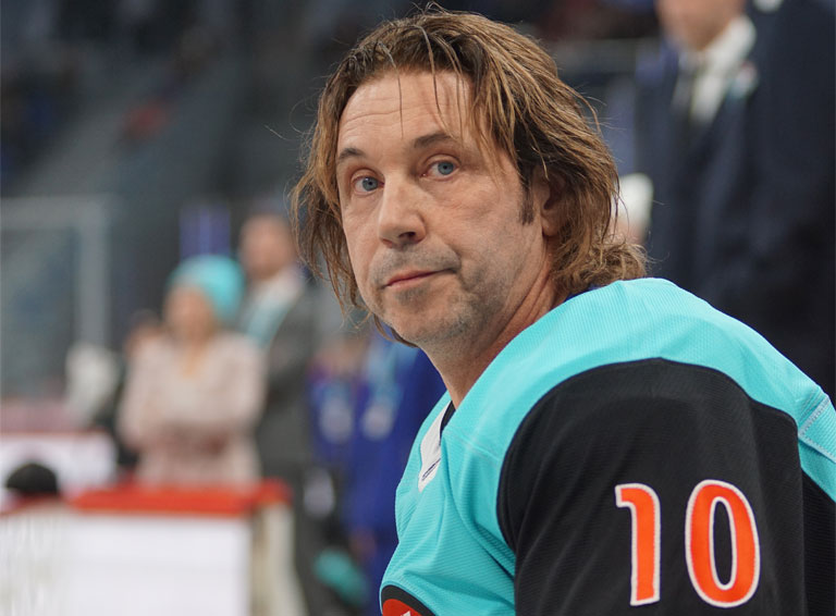 Александр Мостовой об увольнении тренера «Пари НН»: Меня удивляет, как эти люди вообще попадают в наш футбол