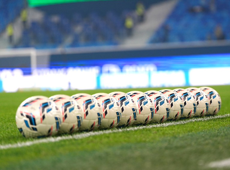 Восемь голов в Оренбурге в прошлом году. А сколько будет 8-го? «Оренбург» – «Зенит». Как это было