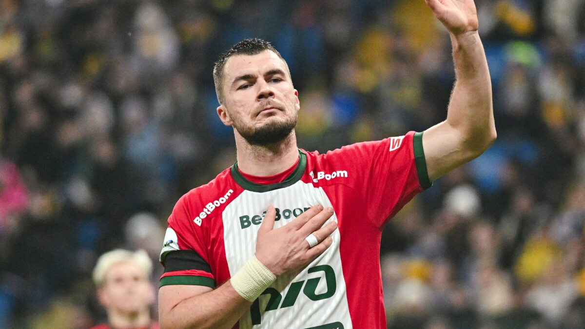 «Локомотив» обыграл чемпиона Армении и отдал любимого нападающего в аренду в «Краснодар»