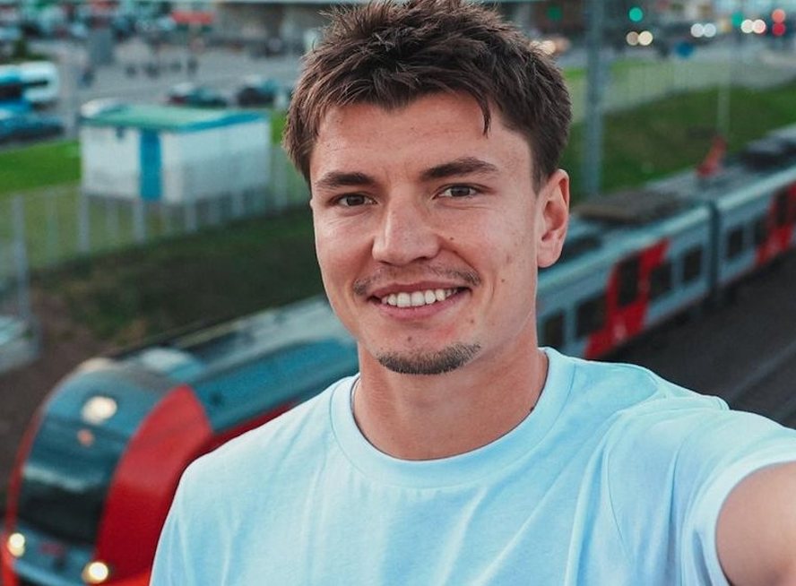 С Мостовым «Локомотив» дважды попал в яблочко, он вполне в состоянии там раскрыться. Но саму команду это уже не спасет - Губерниев