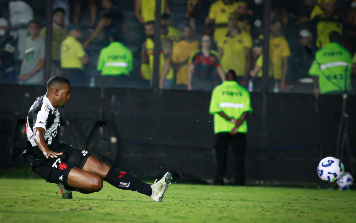 «Около 30 млн фунтов» -трансферную цель «Зенита» поразил «Бормунт»