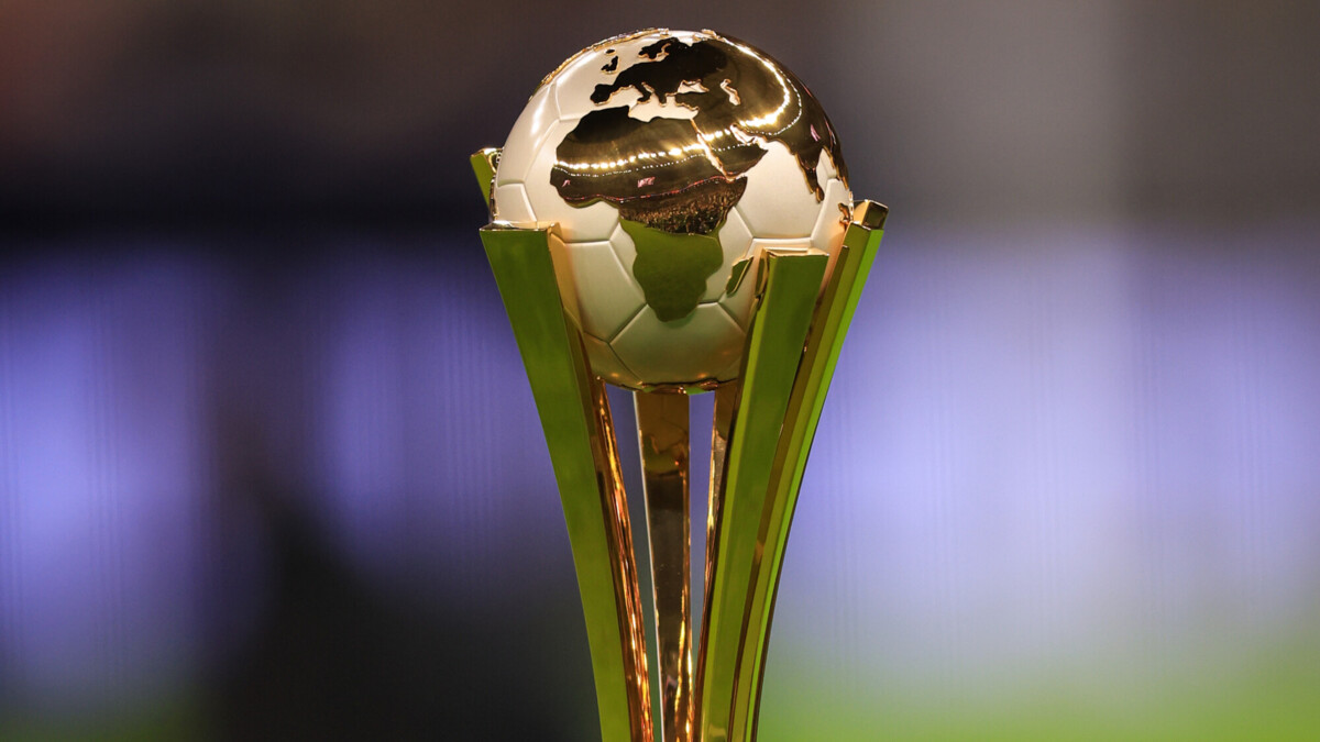 Победить «Фламенго» - седьмой парижский трофей Матвей Сафонов может взять уже 17 декабря