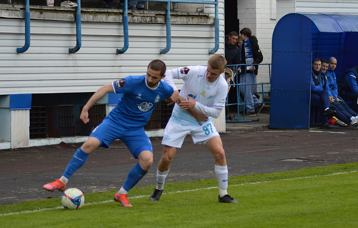 Канчельскис получил красную карточку, у соперника - два удаления, но «Зенит-2» проиграл 