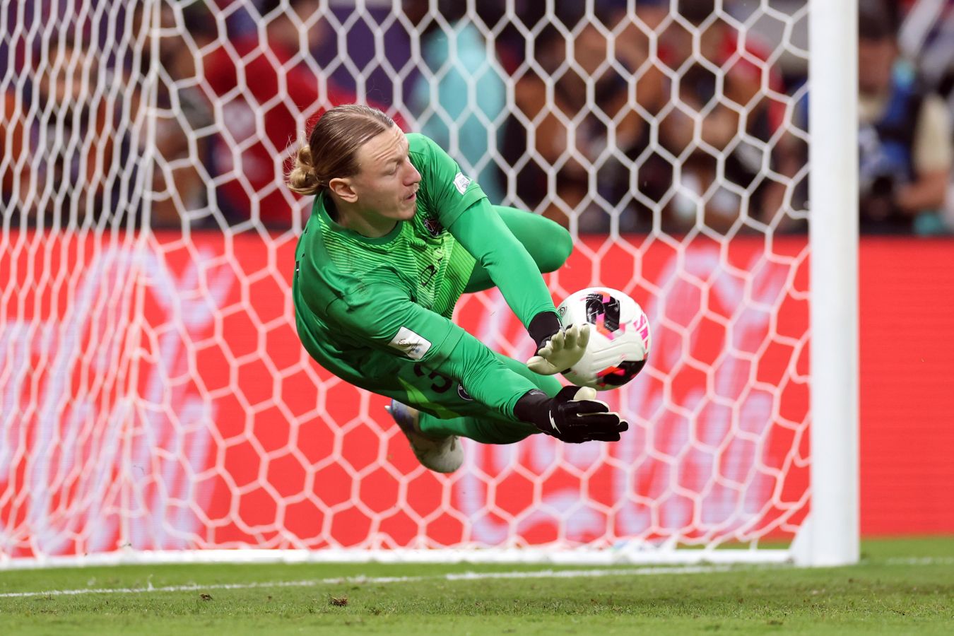 О победе ПСЖ и Сафонове - на Украине завидуют и бесятся