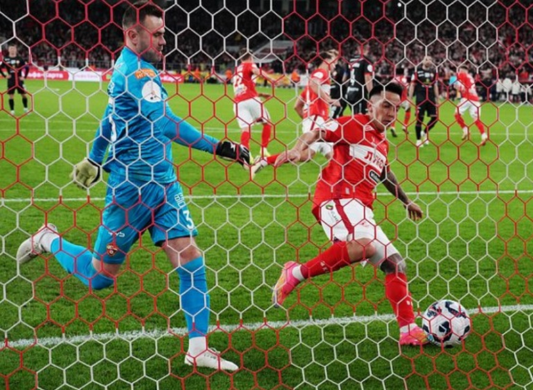 ЦСКА протестует в ЭСК по двум эпизодам дерби со «Спартаком», отмечая еще один нюанс. Быстров поддержал армейцев