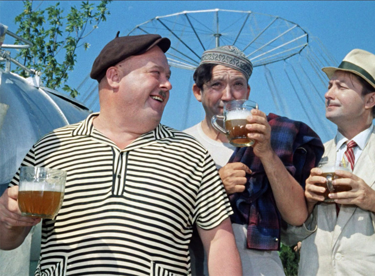 ЧЕРЧЕСОВ: Пиво на стадионе? Если болельщику надо, то почему бы и нет