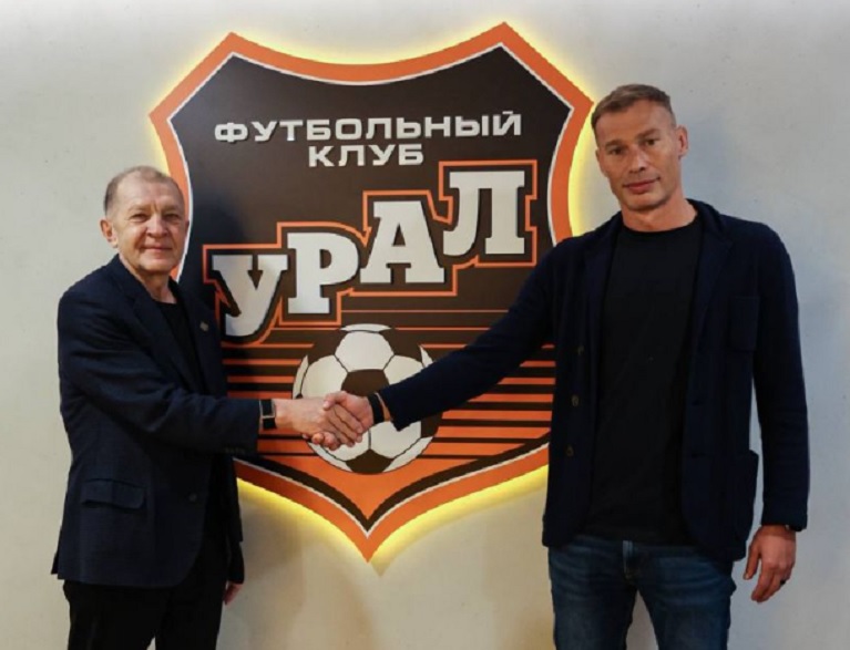 Решение принято: В «Урале» - новый тренер. Президент клуба считает, что он пришел на годы!