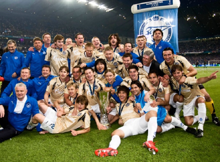 Ностальгический Аршавин: Был охрененный коллектив. Не сказать, что мы прямо все там целовались, всё равно были группы, но в целом…