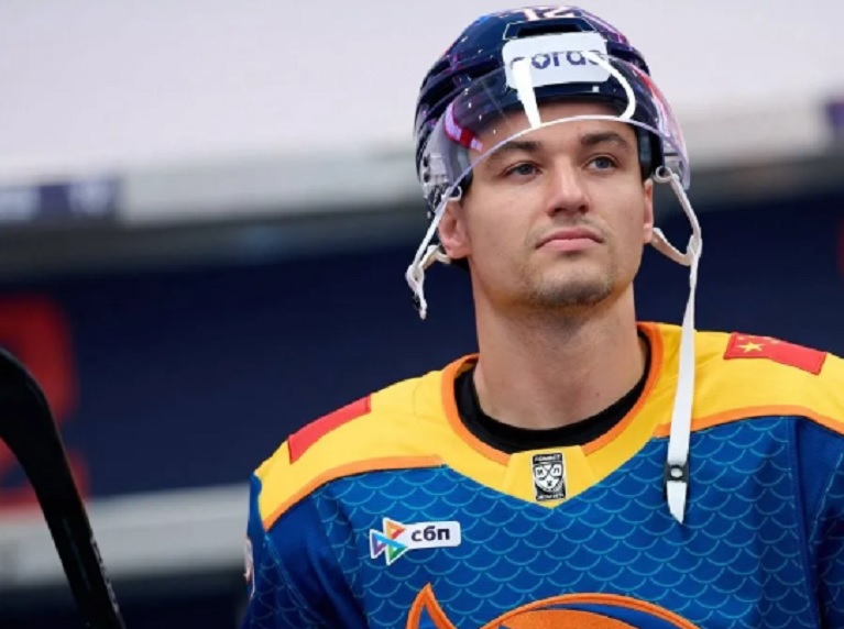 Американский форвард «Драконов», испытавший культурный шок в России: Петербург похож на Рим, а люди добрые и приветливые