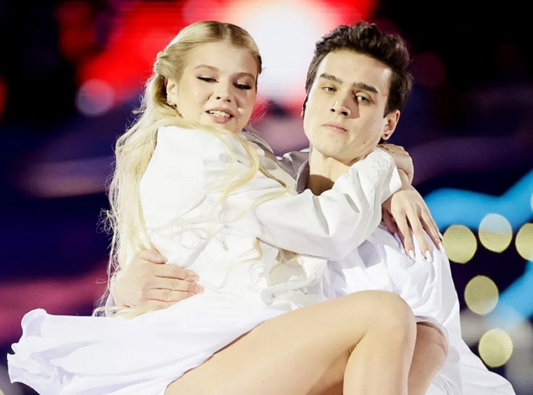 Трусова не разрешает мужу кататься с другими девочками, но он сам ей позволяет работать с другим партнером – не ревнив…