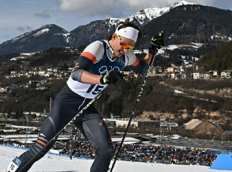 На «вдруг» не прокатывает: Непряева и Коростелёв не прошли квалификацию лыжного спринта. Это дало повод Губерниеву ещё раз боднуть Вяльбе