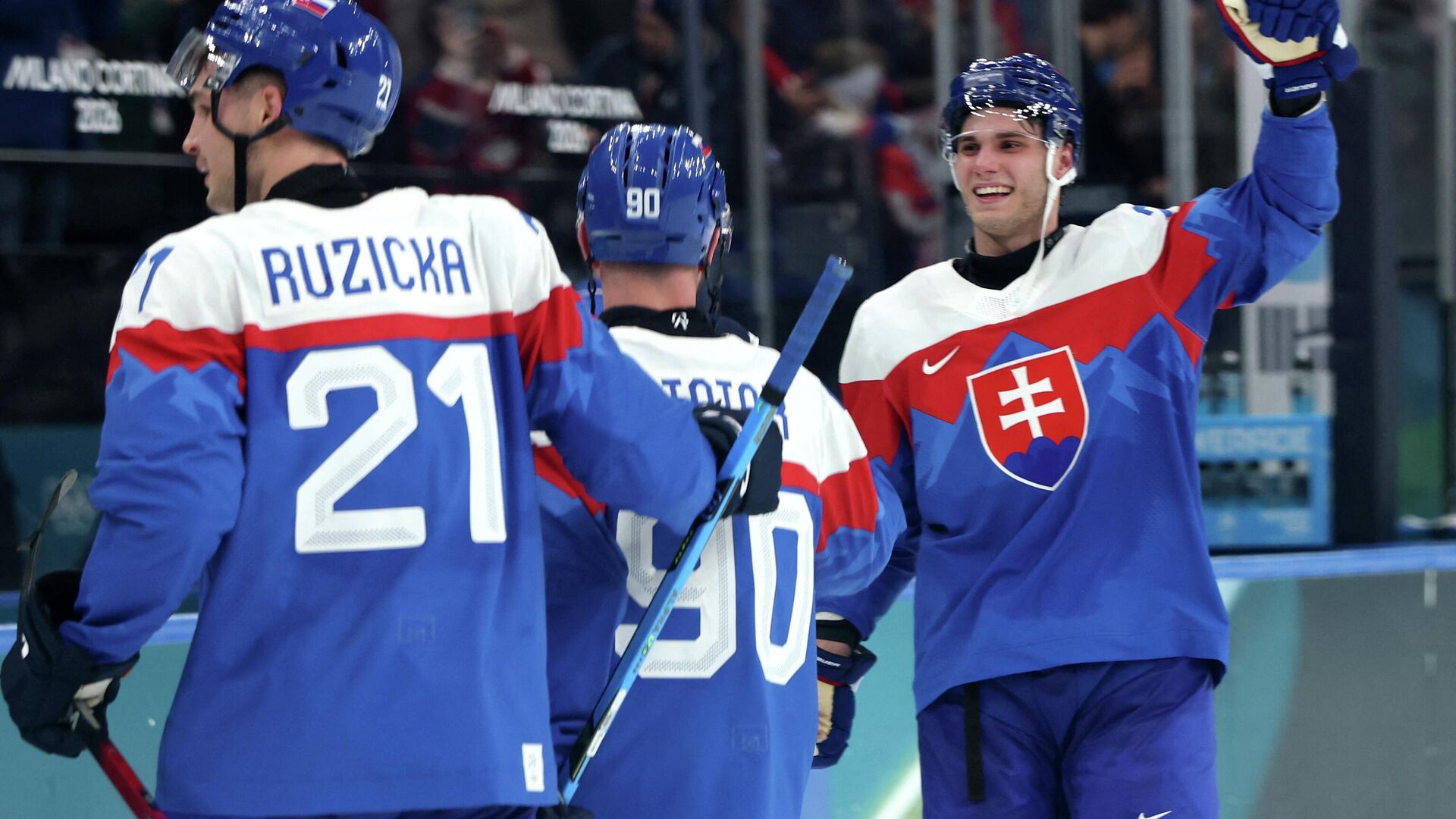 Шведы, похоже, не читали регламента - в отличие от «наших» словаков. Гол на последней минуте может изменить всю картину в плей-офф