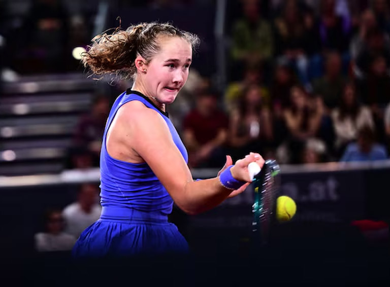 Мирра Андреева одержала победу в Австрии и вышла в полуфинал турнира