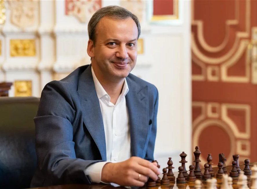 Кто возглавит мировые шахматы? Карякин оценил шансы Дворковича на выборах FIDE