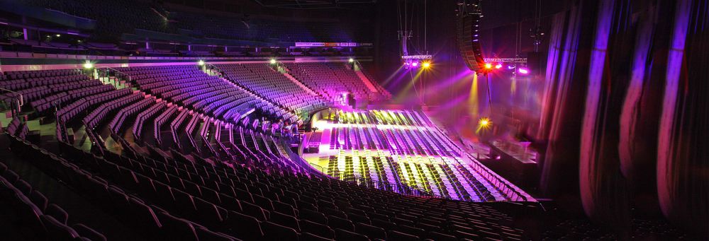 Ледовый дворец потребовал в суде 1,8 млн рублей с театра Кадышевой