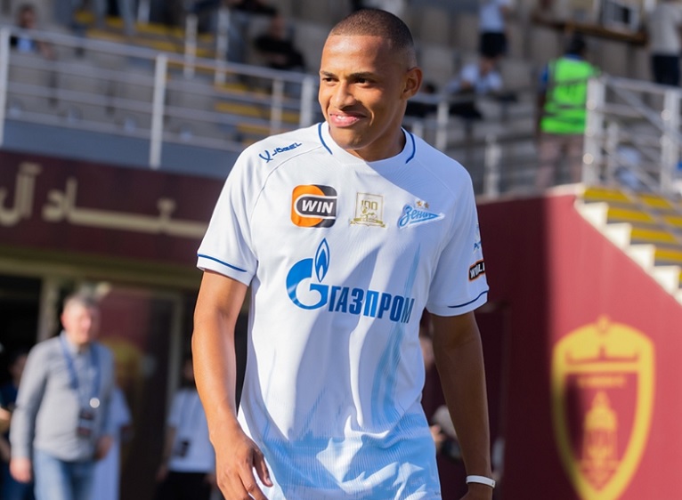 Николай НАУМОВ: Весной на заполненной «Газпром-Арене» Джон Джон будет рвать жилы