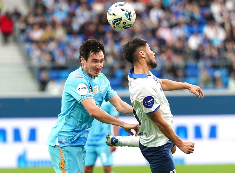 Караваев заслужил высокую оценку за матч с «Крыльями». Грозит ли Мантуану перевод на новую позицию?